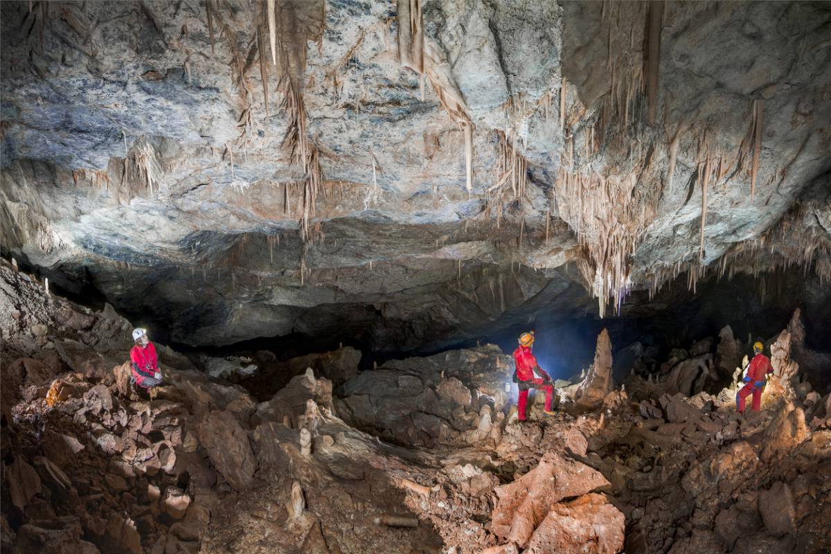 excursions speleo en couple les precautions a prendre